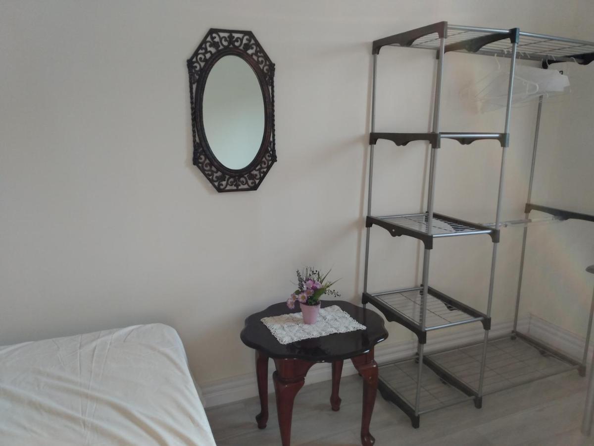 Healing Touch Holistic Living Space Амхърст Стая снимка